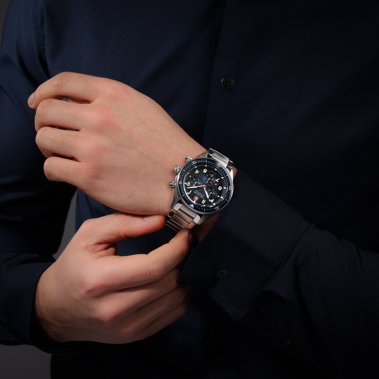 GREYHOUND CHRONO