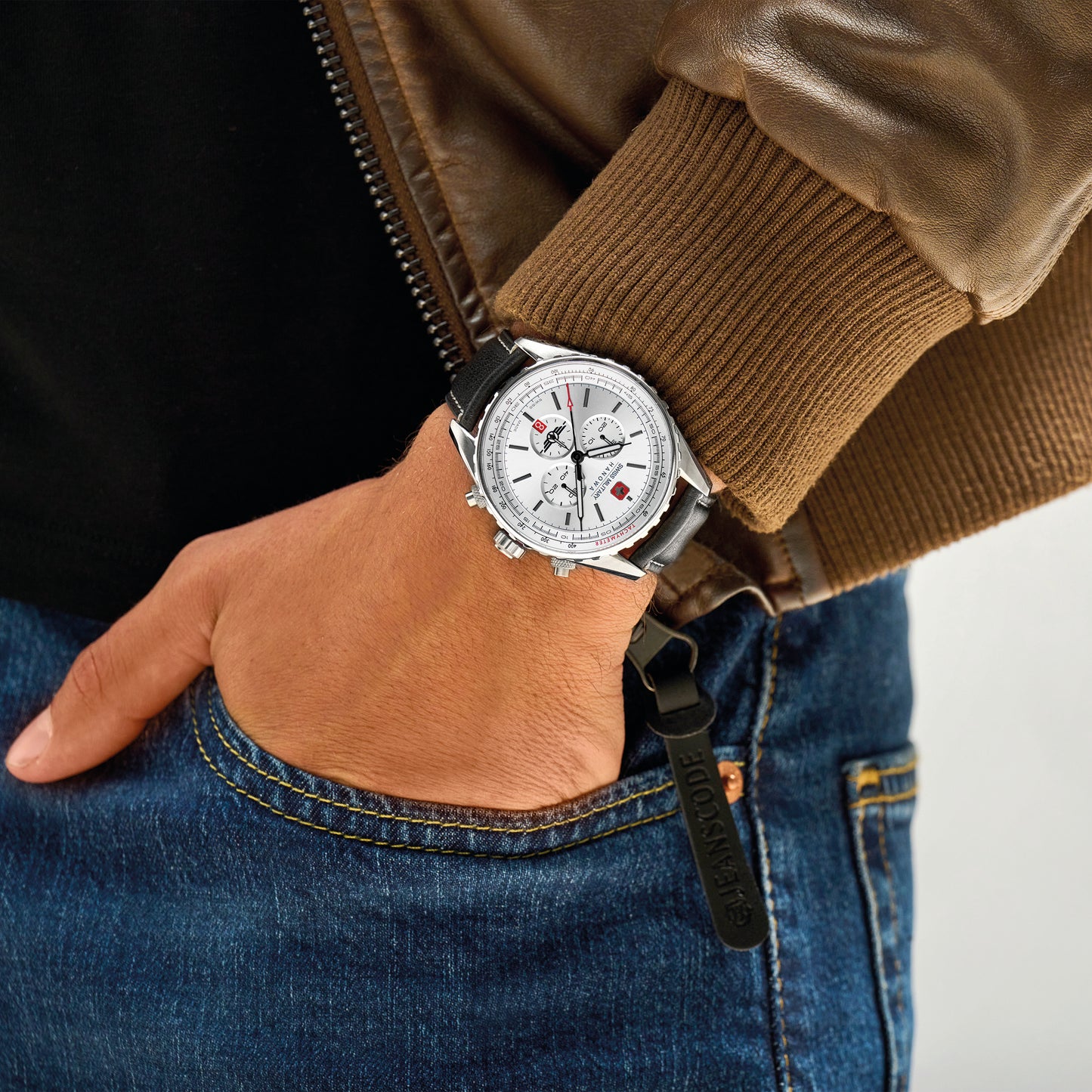 Swiss Military Hanowa Afterburn Chrono. Stainless steel case, silver dial and a genuine black Italian leather strap. 